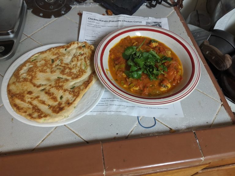 Karahi Chicken and naan